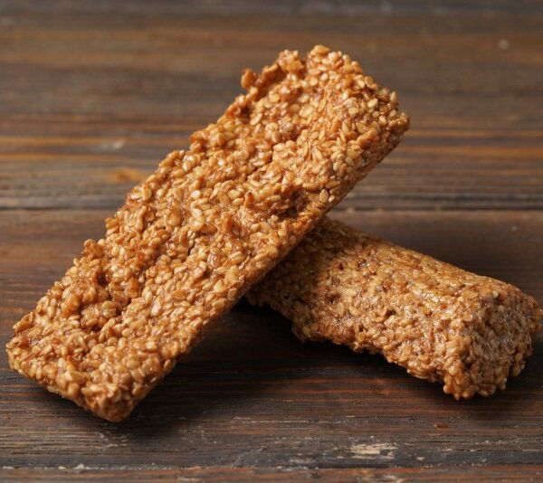 The Keto Sesame Bar (2.5 net carbs per bar)