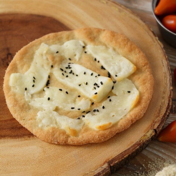 The Keto Halloum Manouche (2 net carbs per piece)