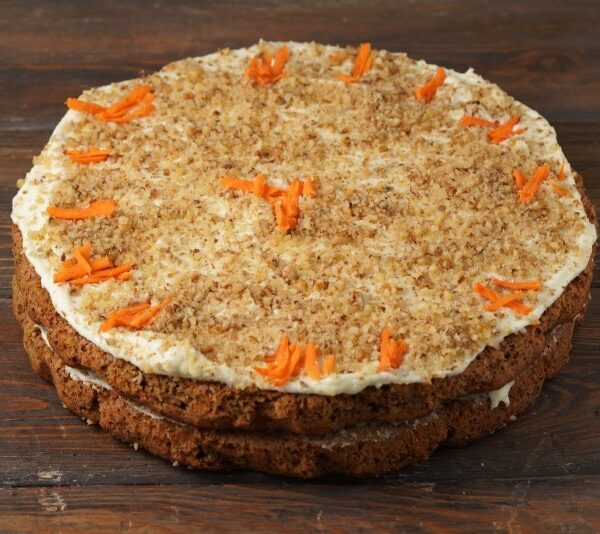 The Keto Carrot Cake (Large 8 ppl)