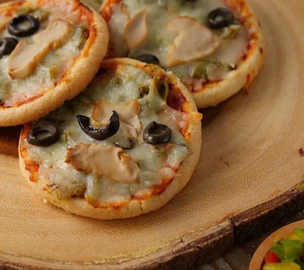The Keto Pizza Mini (2.2 net carbs per piece)