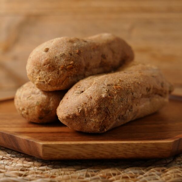The Keto Seeds Baguette 16 cm ( 4 net carbs per piece)